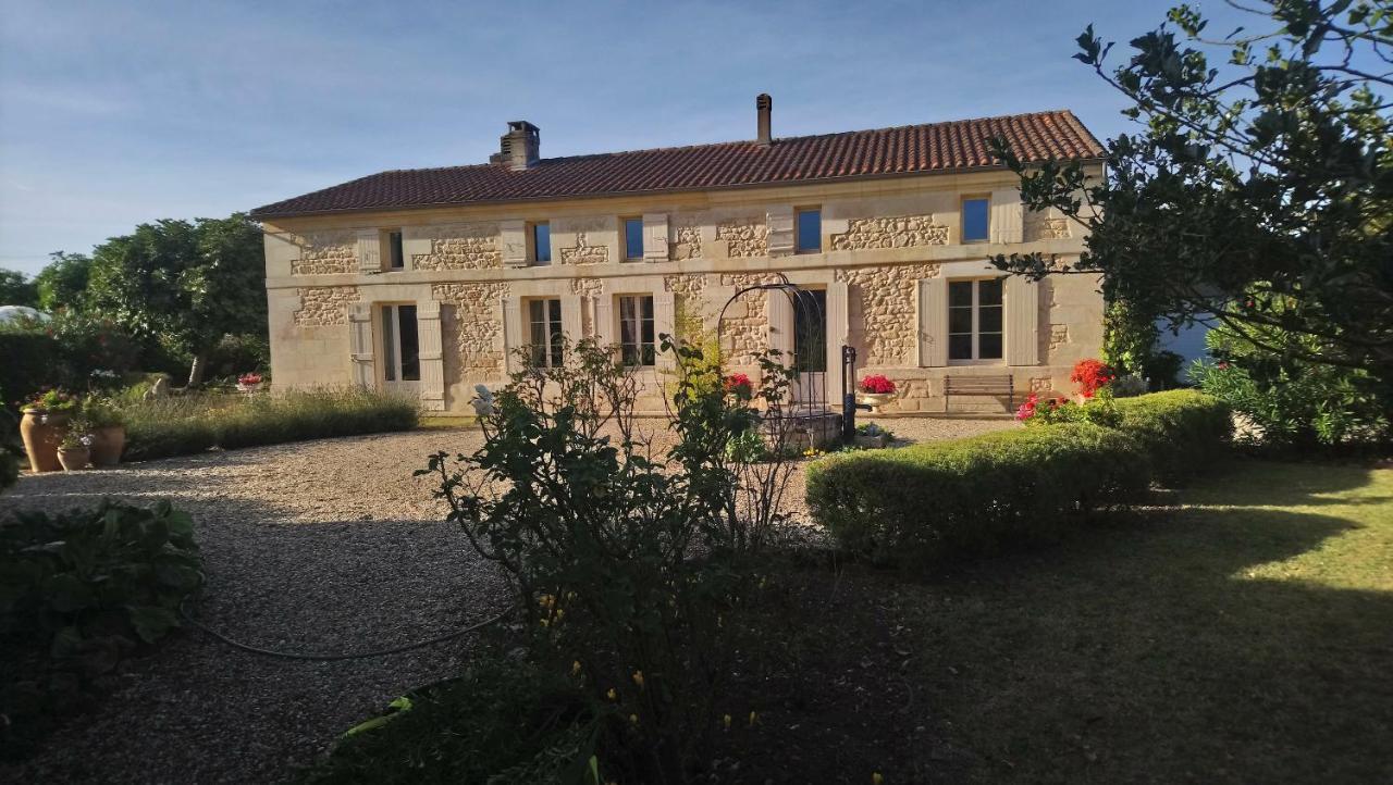 Chambres D'Hotes Du Domaine De Lansac Lansac  Bagian luar foto