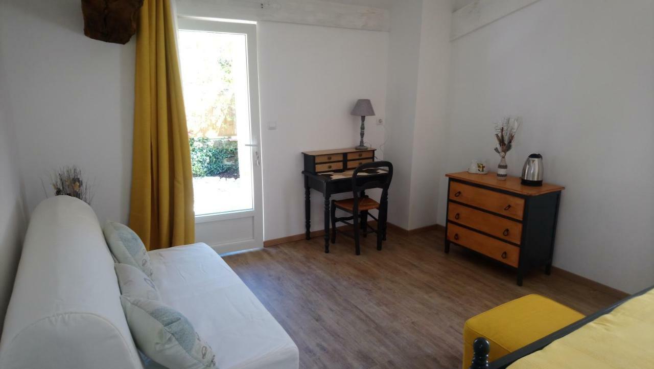 Chambres D'Hotes Du Domaine De Lansac Lansac  Bagian luar foto