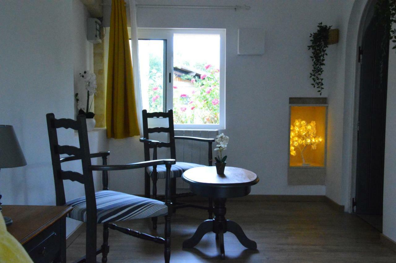 Chambres D'Hotes Du Domaine De Lansac Lansac  Bagian luar foto